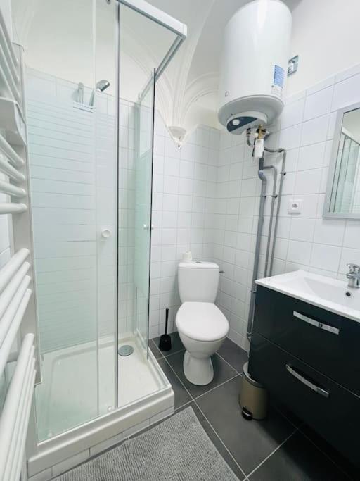 Appartement Le Petit Meuble Hyper Centre à Orléans Extérieur photo