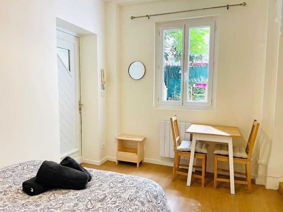 Appartement Le Petit Meuble Hyper Centre à Orléans Extérieur photo